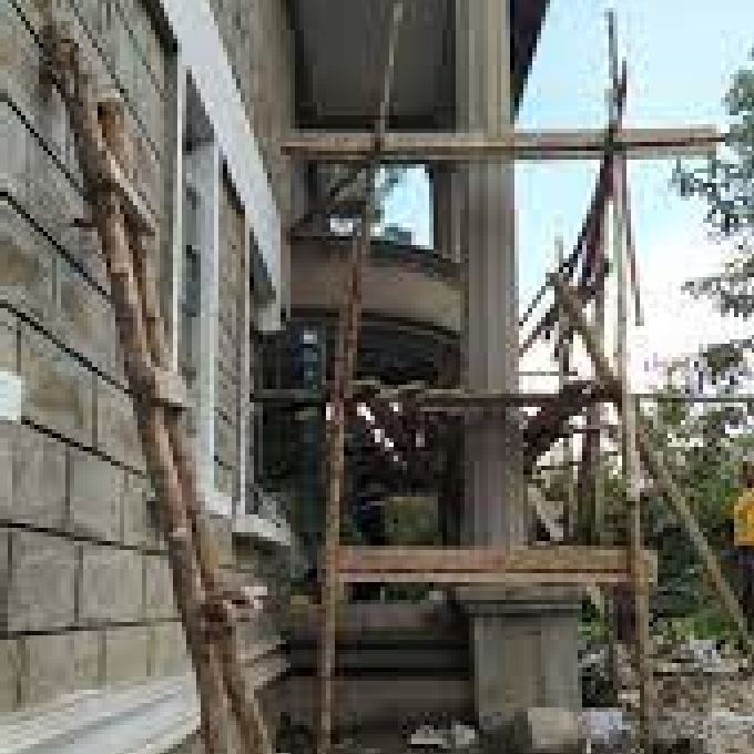 Concrete House Pillars & Window Frames Moulding Designer in Nakuru