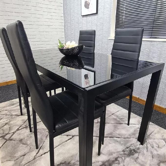 Unique Glass Design Type Dining Table  for a Home in Kitengela 