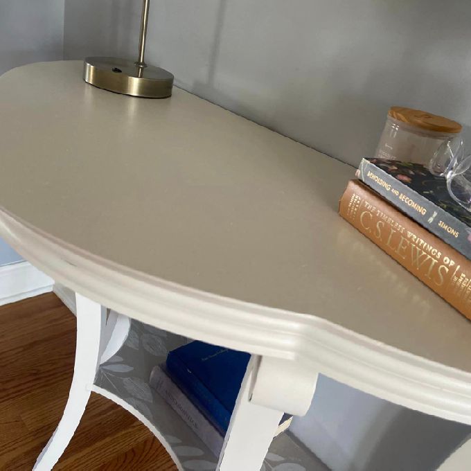 Sale & Supply of a White Satin Finish Console Table in Jogoo Rd