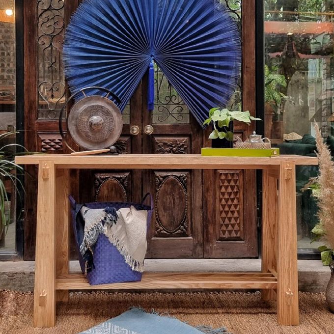 Natural Oak Wooden Console Table for Sale in Ongata Rongai