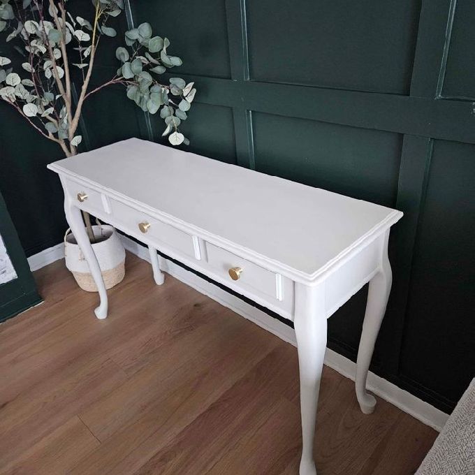 A White Spacious Wooden Console Table for Sale in Karen 
