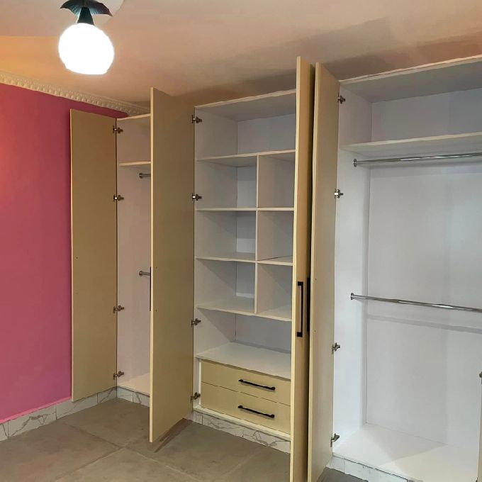 Experienced Wardrobe Cabinets Installers for Hire in Tudor