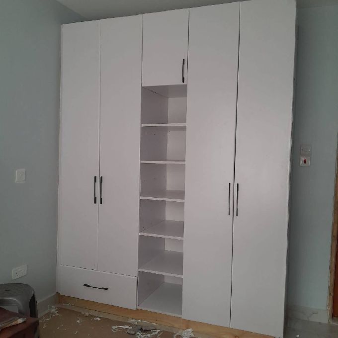 Laminated White MDF Wardrobe Cabinets Fitters in Kahawa West