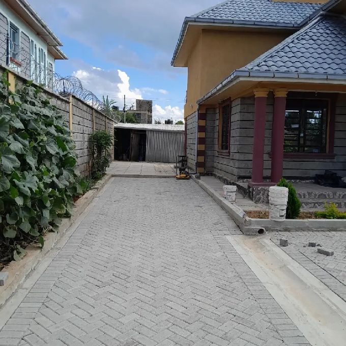 Cabros Installation Work for a Residence in Ongata Rongai
